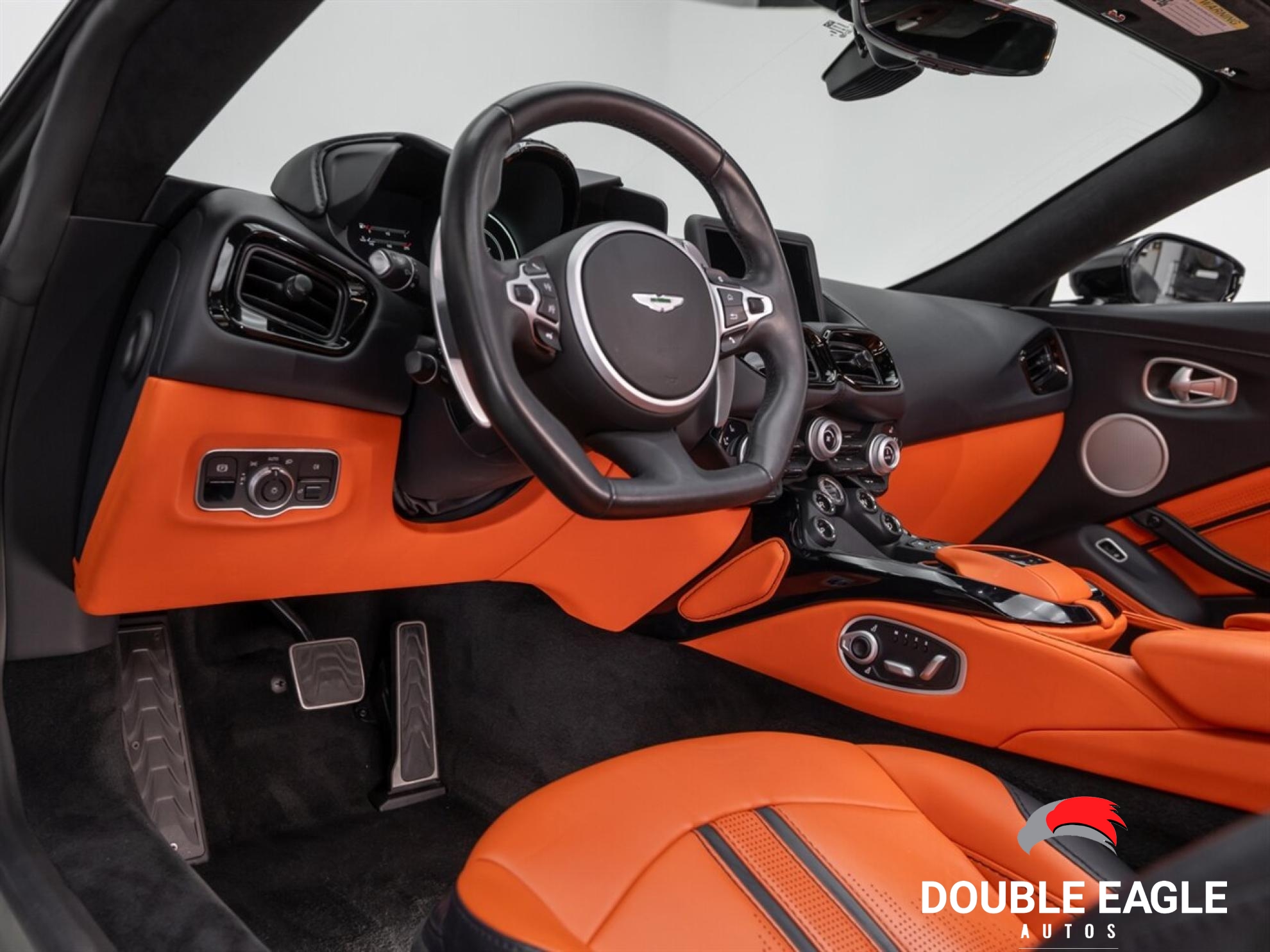 2023 Aston Martin Vantage V8 Convertible