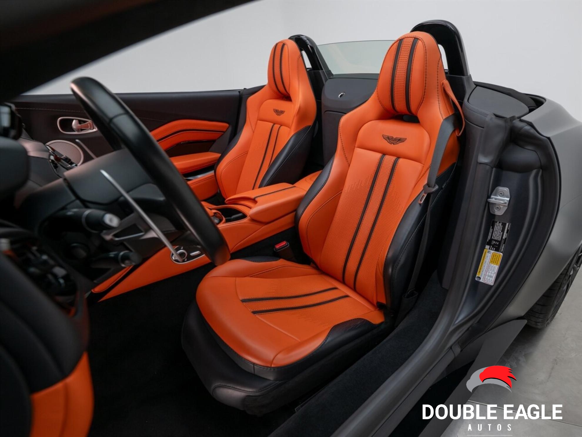 2023 Aston Martin Vantage V8 Convertible