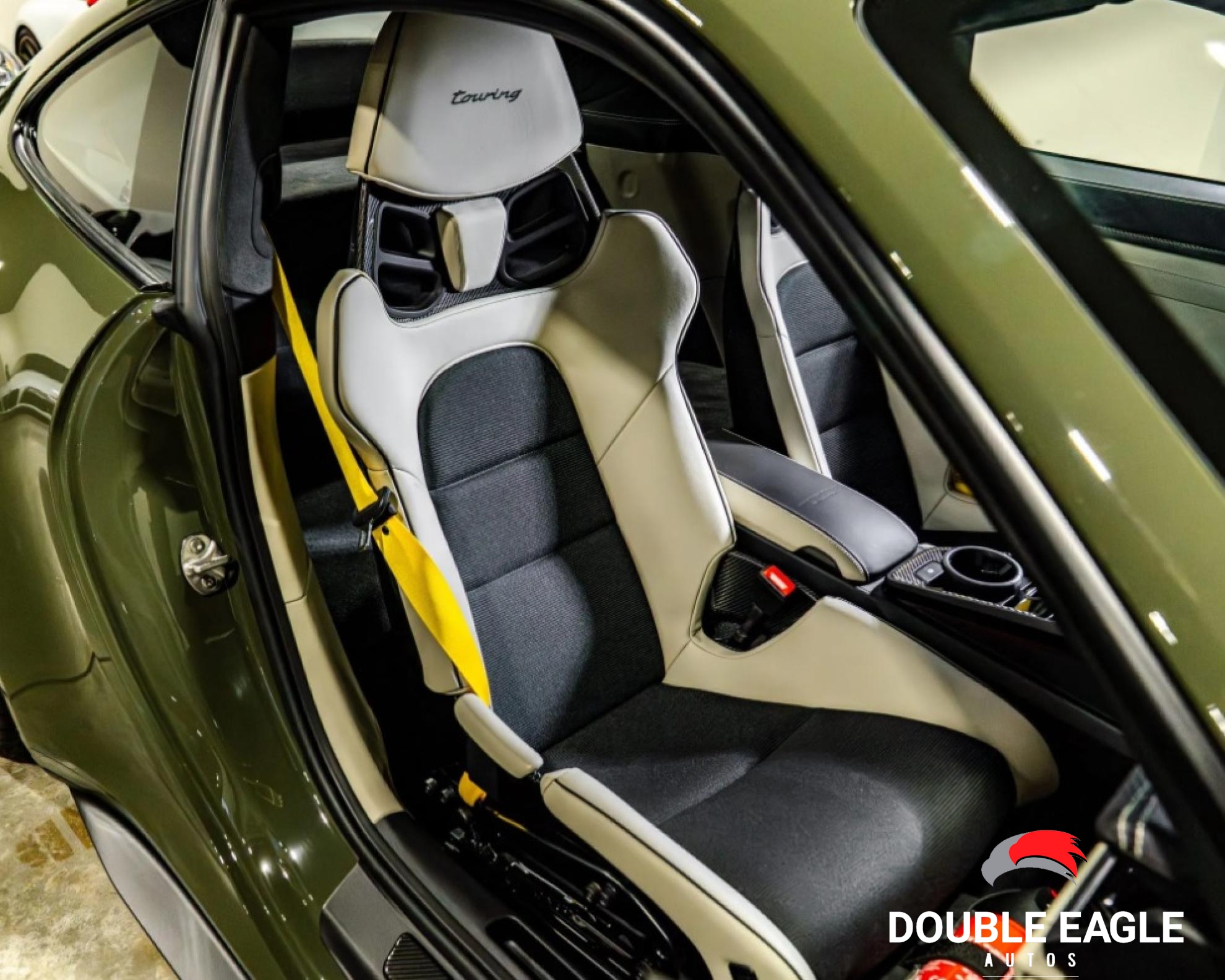 2022 Porsche 911 GT3 Touring 6-Speed